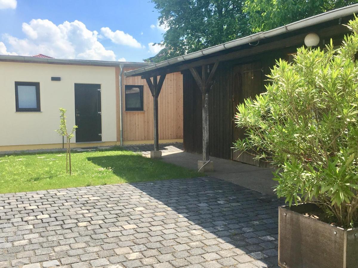 Die Senfbude - Klein Aber Fein - Wunderschoenes Studio-Apartment Mit Terrasse Und Stellplatz Leipzig Exteriör bild