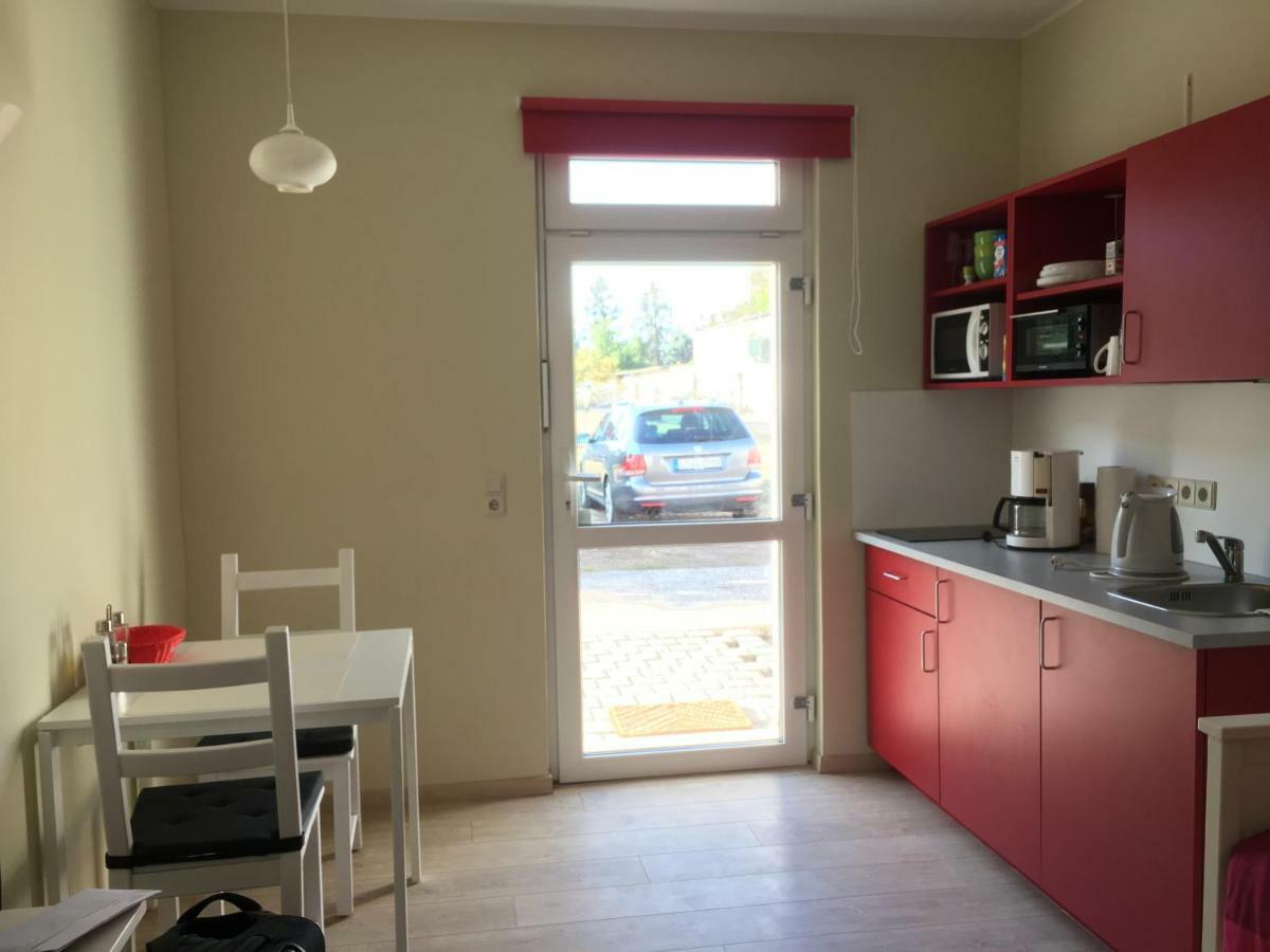 Die Senfbude - Klein Aber Fein - Wunderschoenes Studio-Apartment Mit Terrasse Und Stellplatz Leipzig Exteriör bild